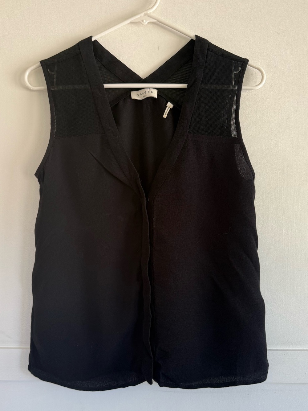 Sandro Paris Black Sleeveless Blouse Top Mesh Shoulder Detail V-Neck Sz 1 /Small